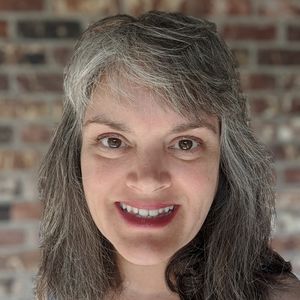 Meet your Posher, Renee